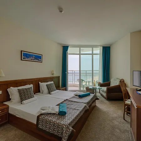 Berlin Golden Golden Sands