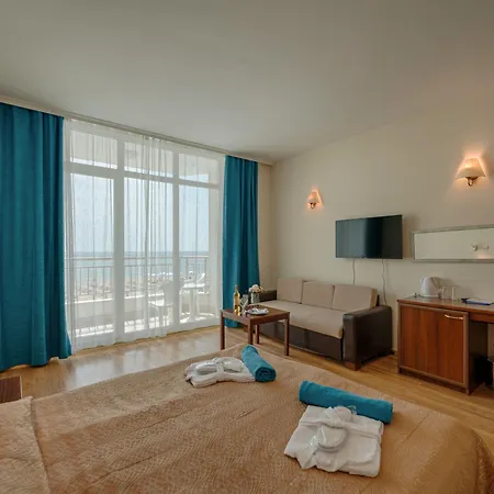 Berlin Golden Отель Золотые Пески