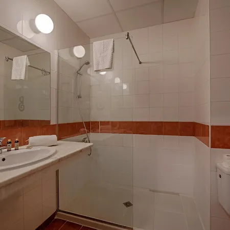 Berlin Golden Отель