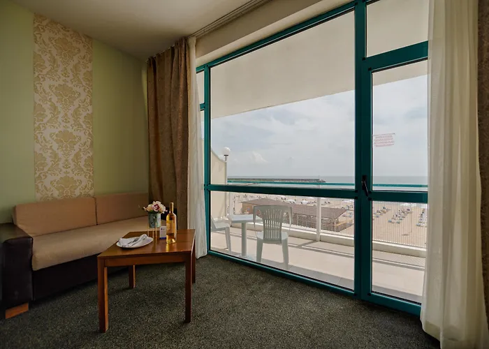 فندق Berlin Golden 4*