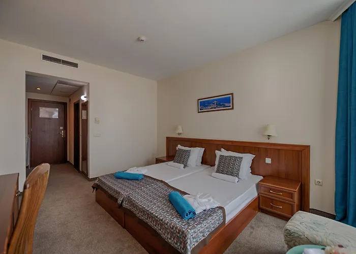 فندق Berlin Golden