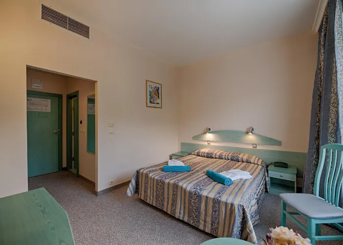 Berlin Golden فندق