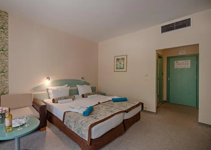 فندق Berlin Golden 4*