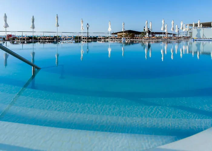 Berlin Golden فندق