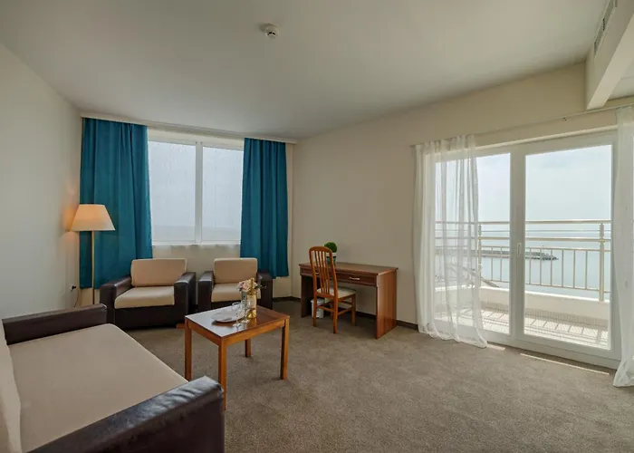 فندق Berlin Golden 4*