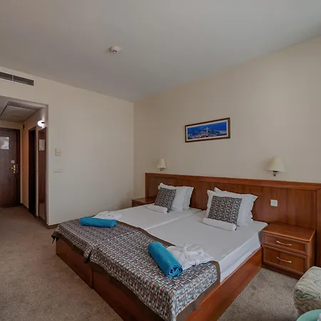 Hotel Berlin Golden Inclusive&beach