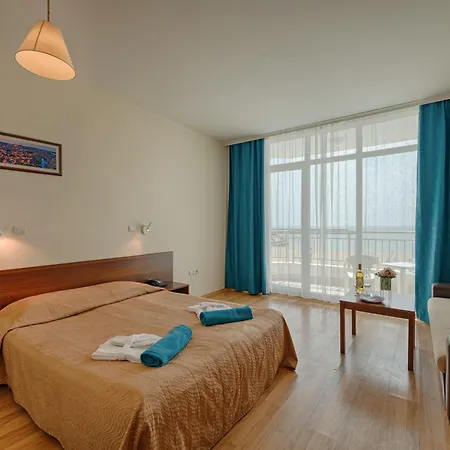 Hotel Berlin Golden &