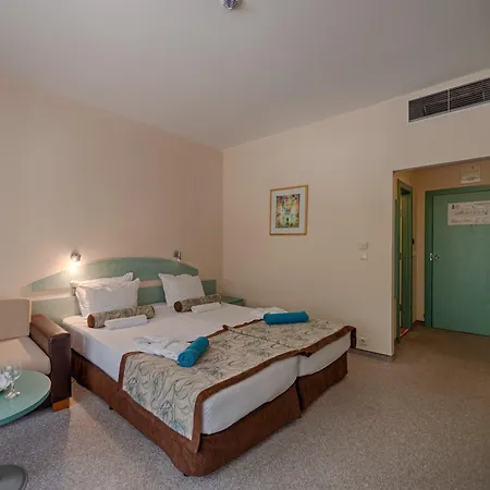 Szálloda Berlin Golden & 4*