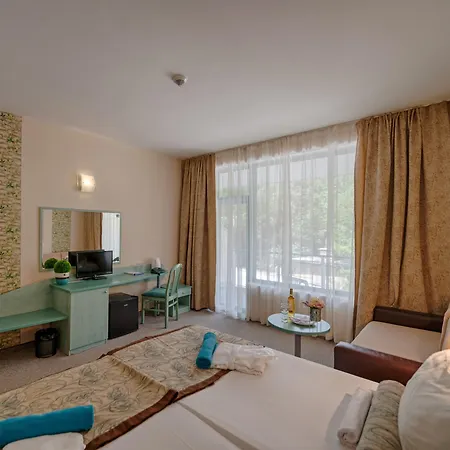 Berlin Golden Inclusive&beach 4*