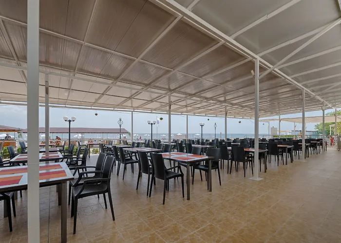 Berlin Golden Golden Sands